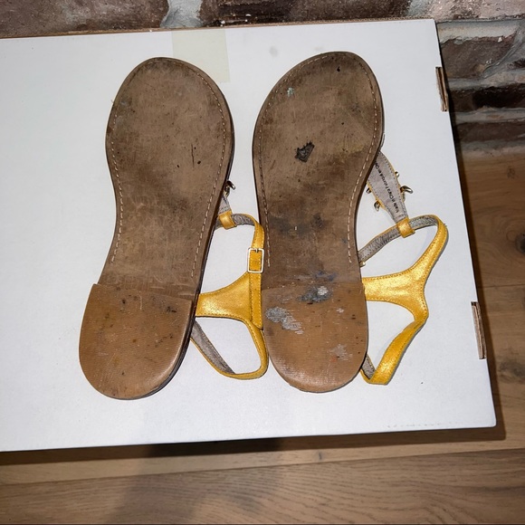 Yellow Sandals with Turtle Charm - Picture 7 of 8